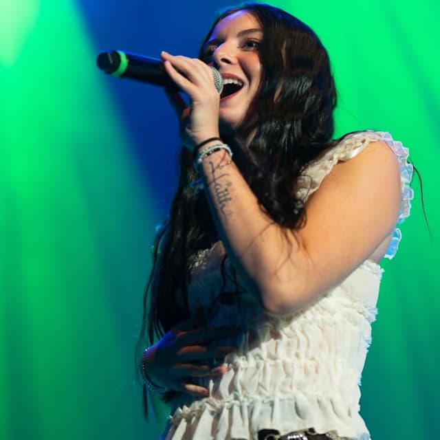 att.iDNPFFtkbxuoGWhogaISYugOWH96D10Ntp_hTslu91M.jpg